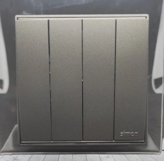 Công tắc bốn một chiều có đèn LED màu ghi xám Simon series E6 721043-61