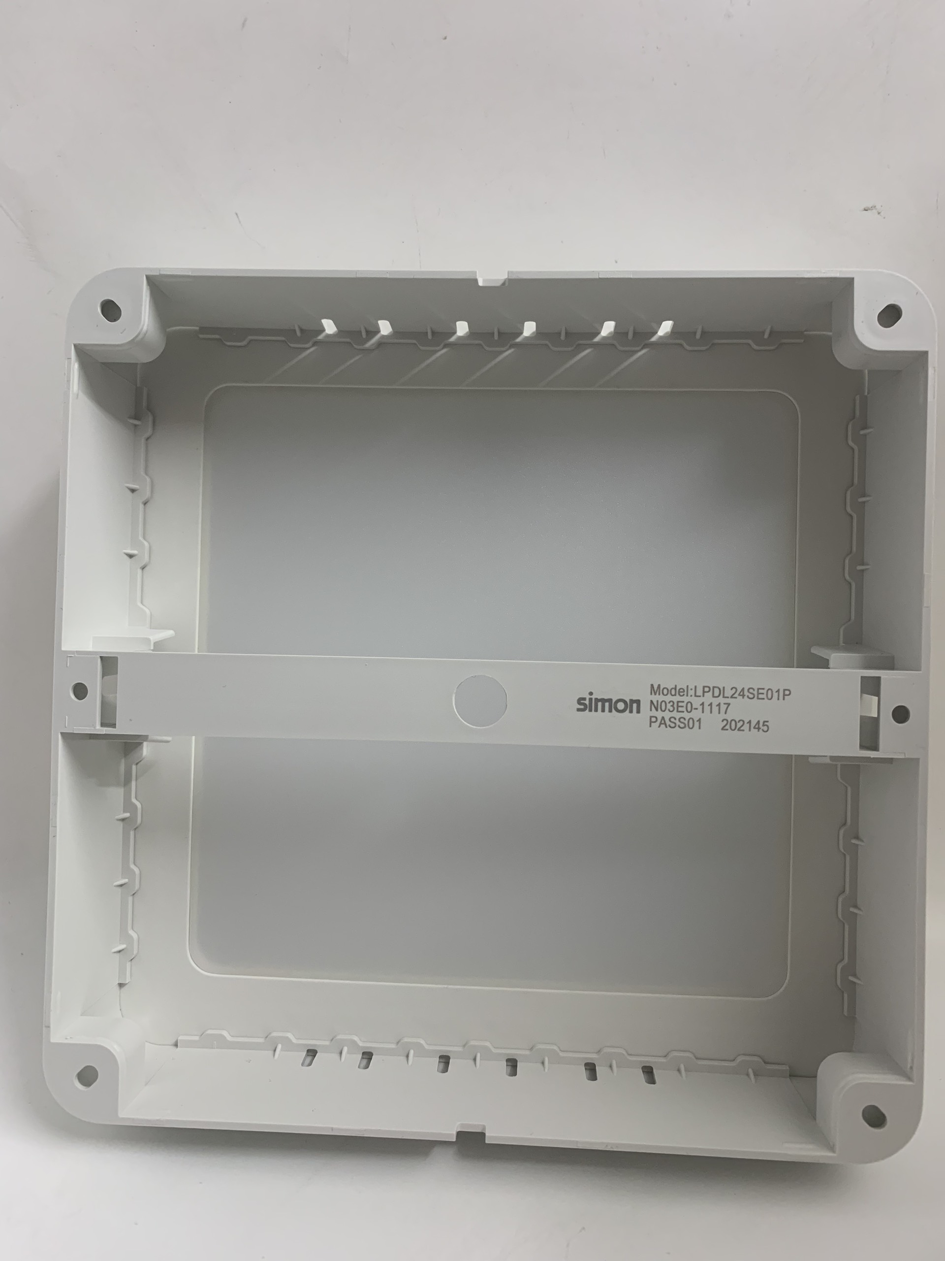 Phụ kiện viền nổi vuông cho đèn LED Valor Downlight 24W N03E0-1117