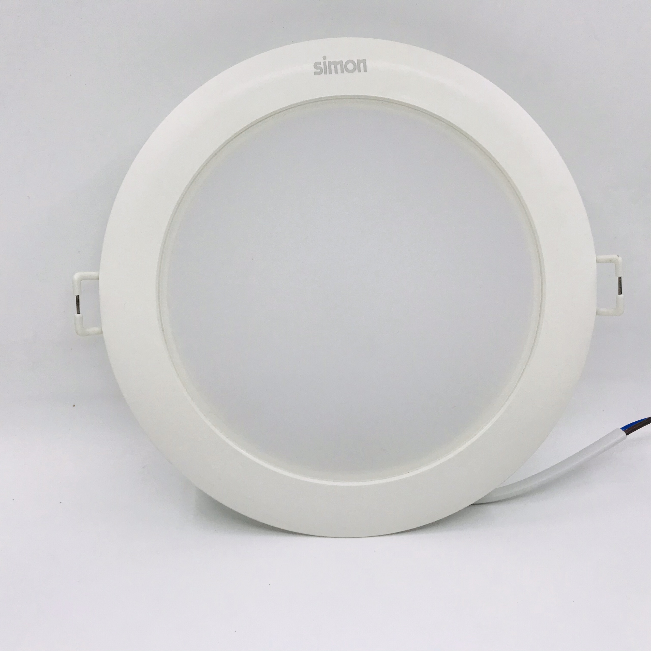 Đèn LED Valor downlight ánh sáng trung tính 4000K 17W Simon N03E0-1106