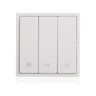 Công tắc ba 2 chiều chuẩn vuông có đèn LED màu trắng Simon i7 – 701034